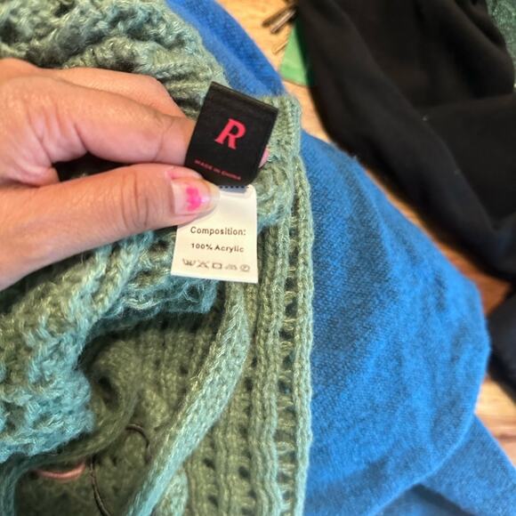 Romwe Kawaii Plus Size Summer Crochet Frog Design Cami Knit Top - Picture 6 of 6